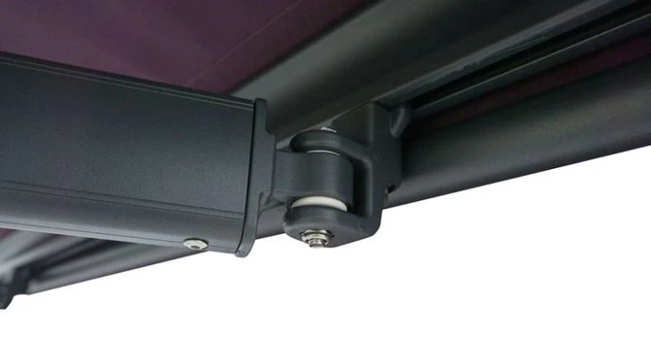 GR-680 exterior awning front bar connector